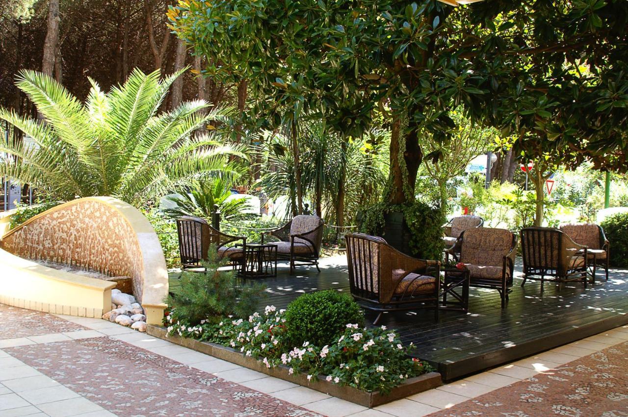 Hotel Bamby Cervia Esterno foto